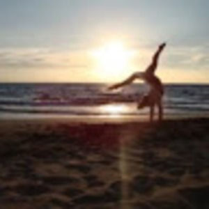 Meet your Posher, Izabella